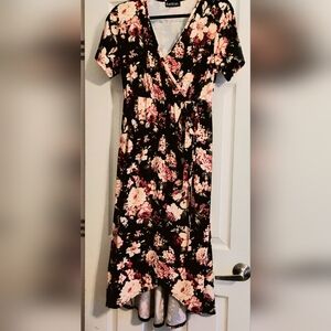 Due Time Maturnity Stretchy Floral Faux Wrap Dress - Black/Pink/Cream Size L